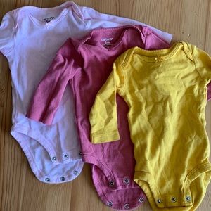 BUNDLE 3 long sleeve 3 month onesies barely worn